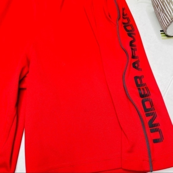 UNDER Armour Boys Red Basketball Shorts - Picture 5 of 10